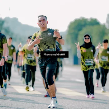 Runner Photo 6546204