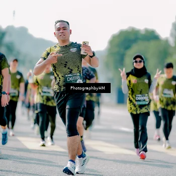 Runner Photo 6546207