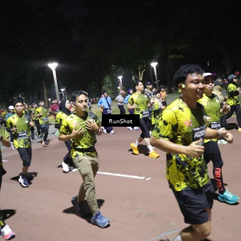 Runner Photo 6546208