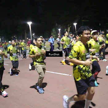 Runner Photo 6546215