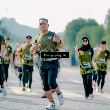 Runner Photo 6546221