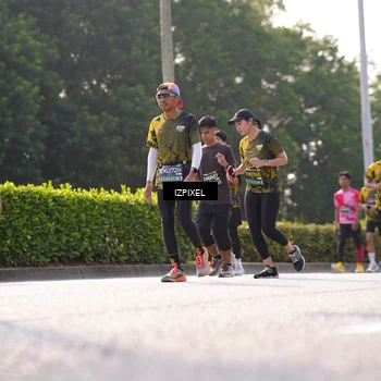 Runner Photo 6546256