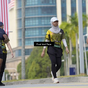 Runner Photo 6546264