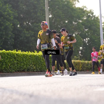 Runner Photo 6546265