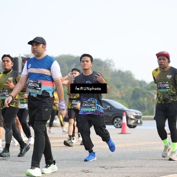 Runner Photo 6546267