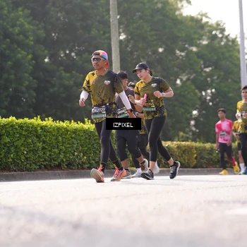 Runner Photo 6546278