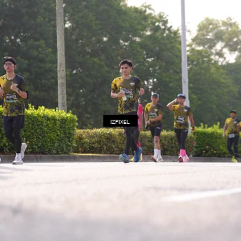 Runner Photo 6546299