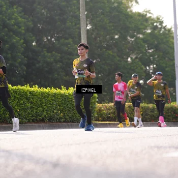 Runner Photo 6546301