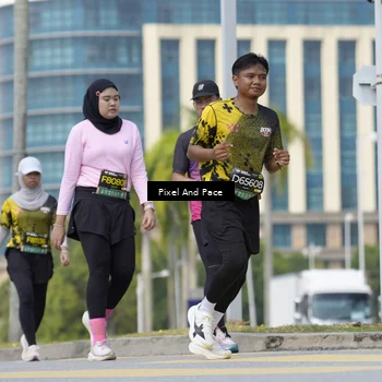 Runner Photo 6546317