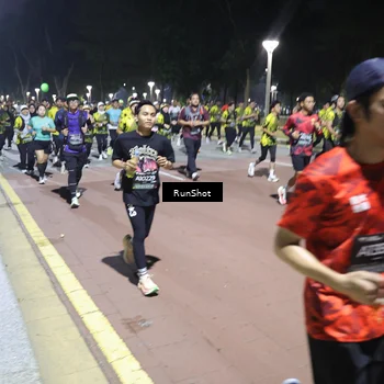Runner Photo 6546353