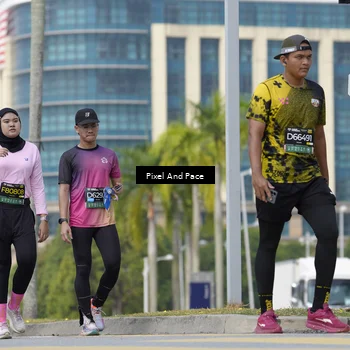 Runner Photo 6546357