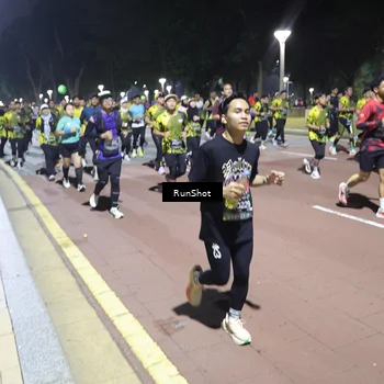 Runner Photo 6546365