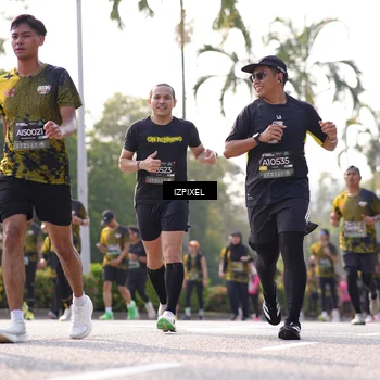 Runner Photo 6546375