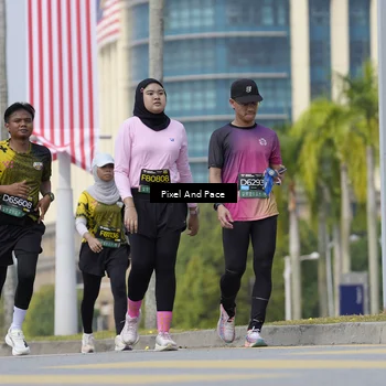 Runner Photo 6546379