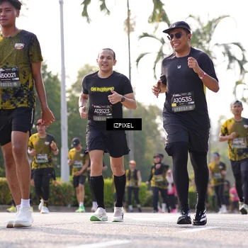 Runner Photo 6546381