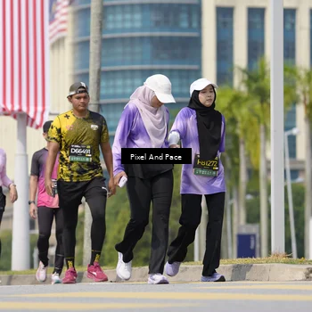 Runner Photo 6546382