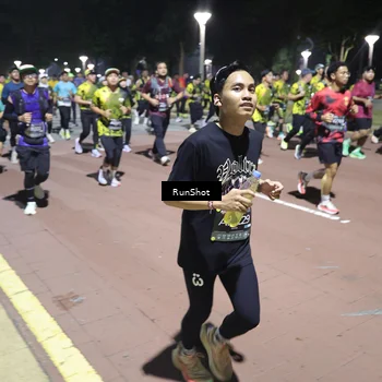 Runner Photo 6546392