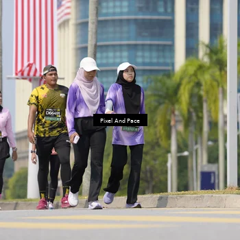Runner Photo 6546401