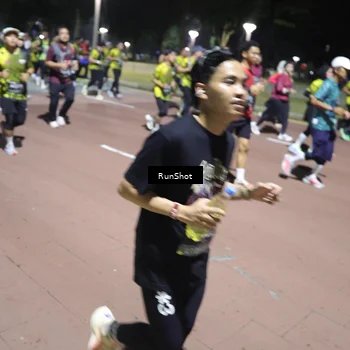 Runner Photo 6546405
