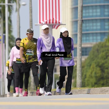 Runner Photo 6546411