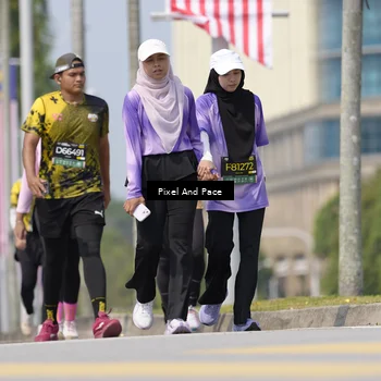 Runner Photo 6546418
