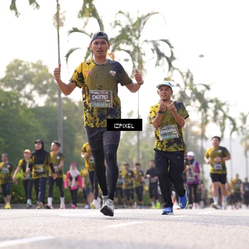 Runner Photo 6546421