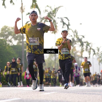 Runner Photo 6546425