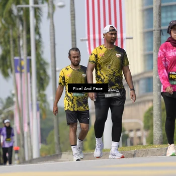 Runner Photo 6546440
