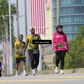 Runner Photo 6546448