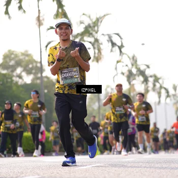 Runner Photo 6546462