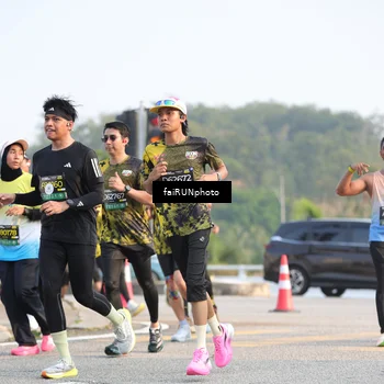 Runner Photo 6546469