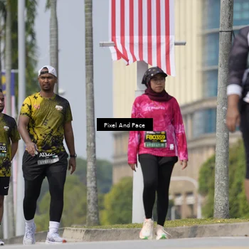 Runner Photo 6546505