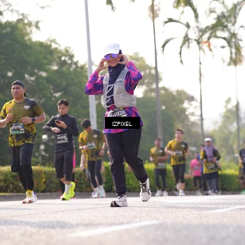 Runner Photo 6546549