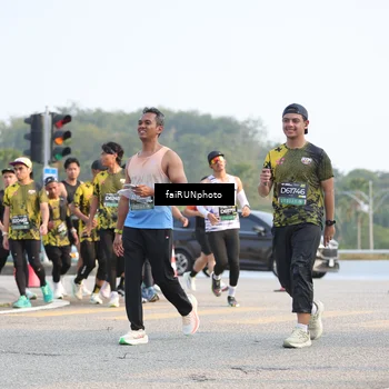 Runner Photo 6546568