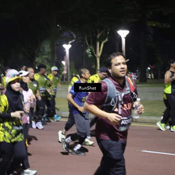 Runner Photo 6546576