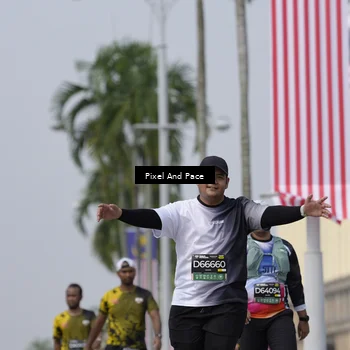Runner Photo 6546577