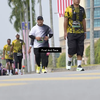 Runner Photo 6546590