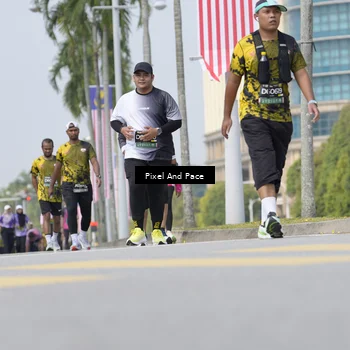 Runner Photo 6546591