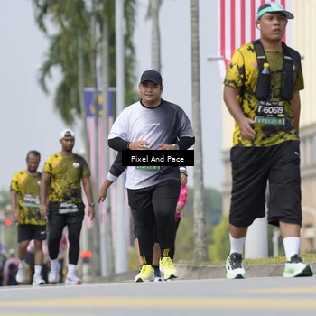 Runner Photo 6546594