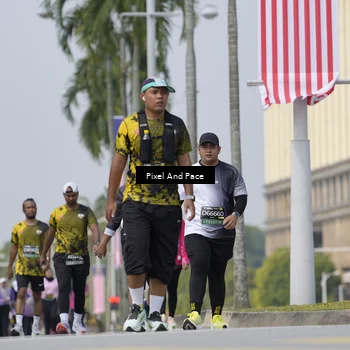 Runner Photo 6546661