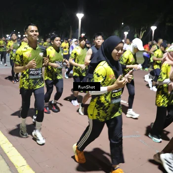 Runner Photo 6546667