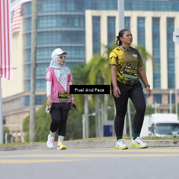 Runner Photo 6546675