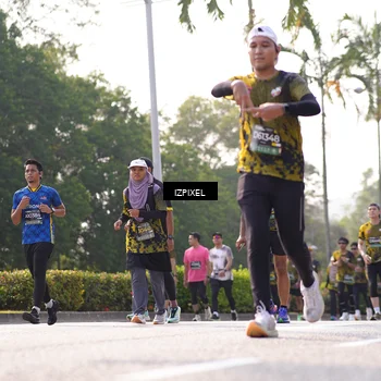 Runner Photo 6546677