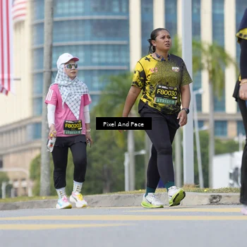 Runner Photo 6546680