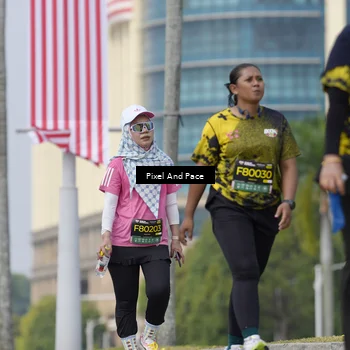 Runner Photo 6546695