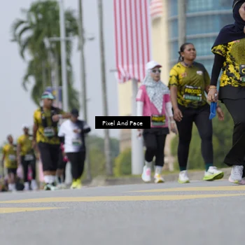 Runner Photo 6546696