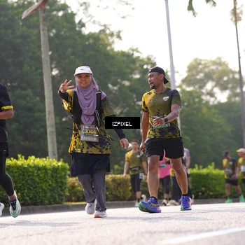 Runner Photo 6546707