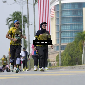Runner Photo 6546710