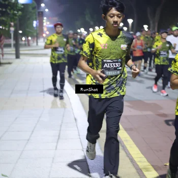 Runner Photo 6546729
