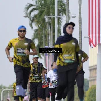 Runner Photo 6546734